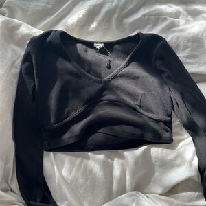 Seamless Garage black long sleeve size